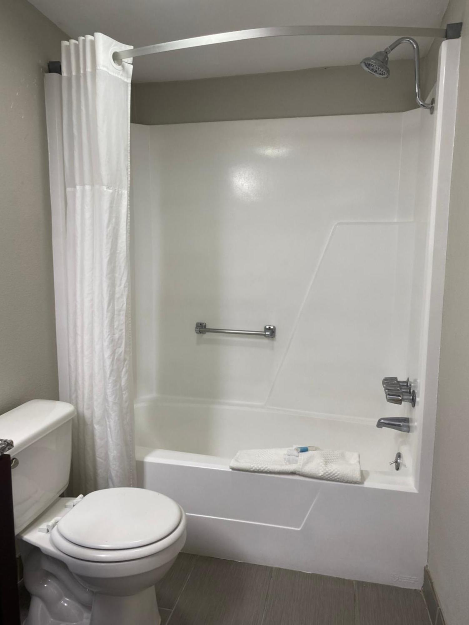Cambridge Inn Oklahoma City Kültér fotó